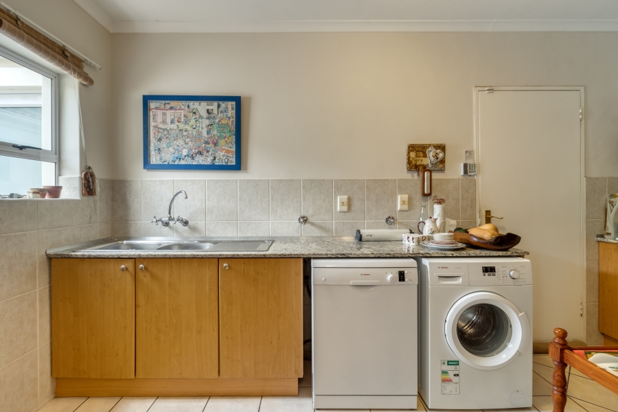 3 Bedroom Property for Sale in Somerset Ridge Western Cape